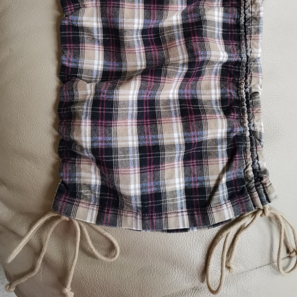 Wet seal Capri pants - Picture 3 of 6